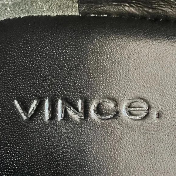 Vince Women's Sleek Black Leather Flats - Picture 2 of 7